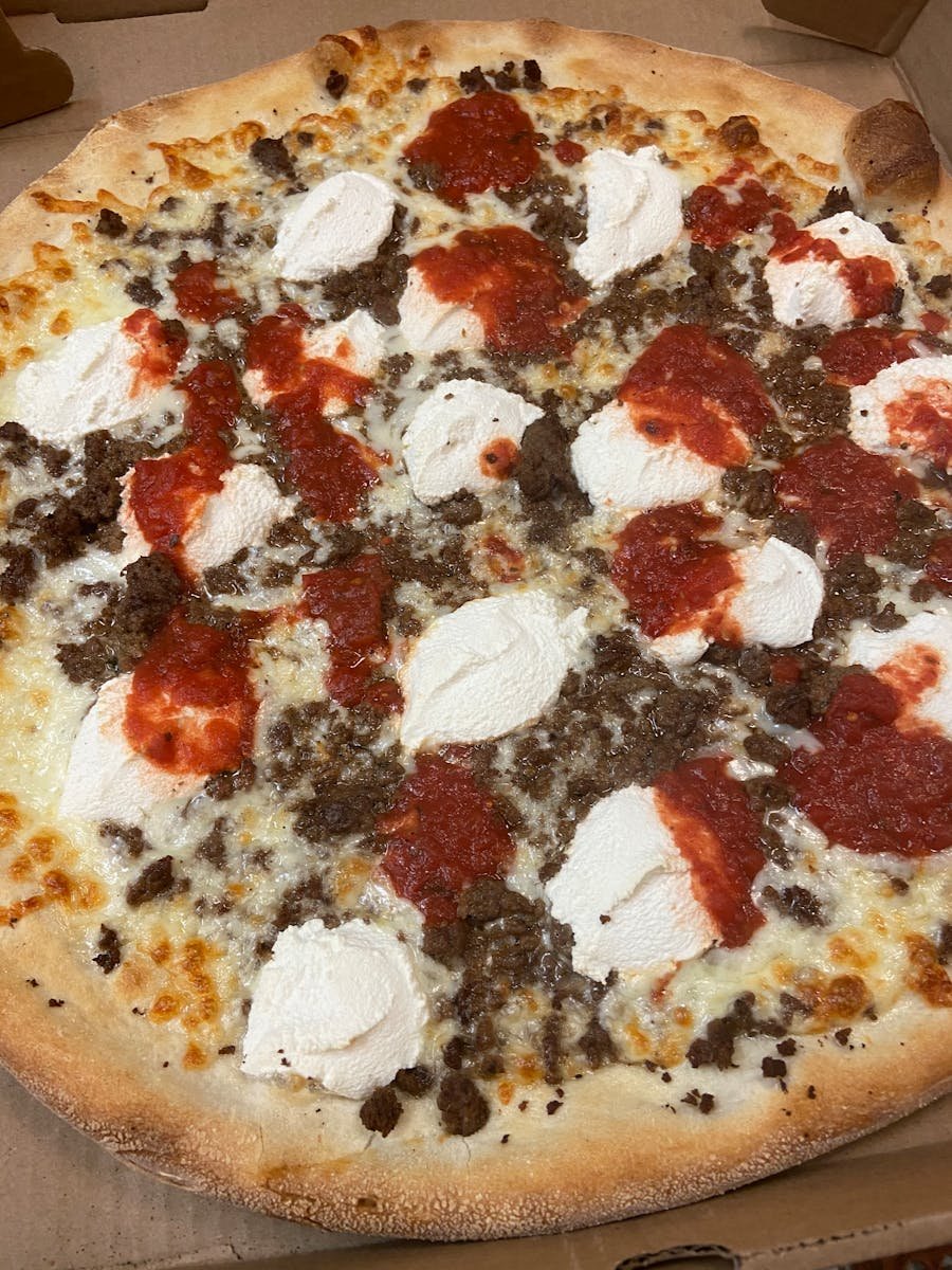 16” Lasagna Pizza