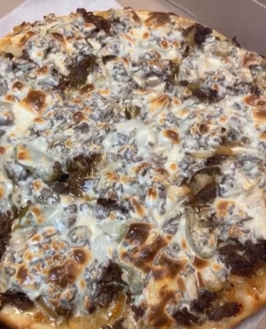 Philly Cheesesteak Pan Pizza