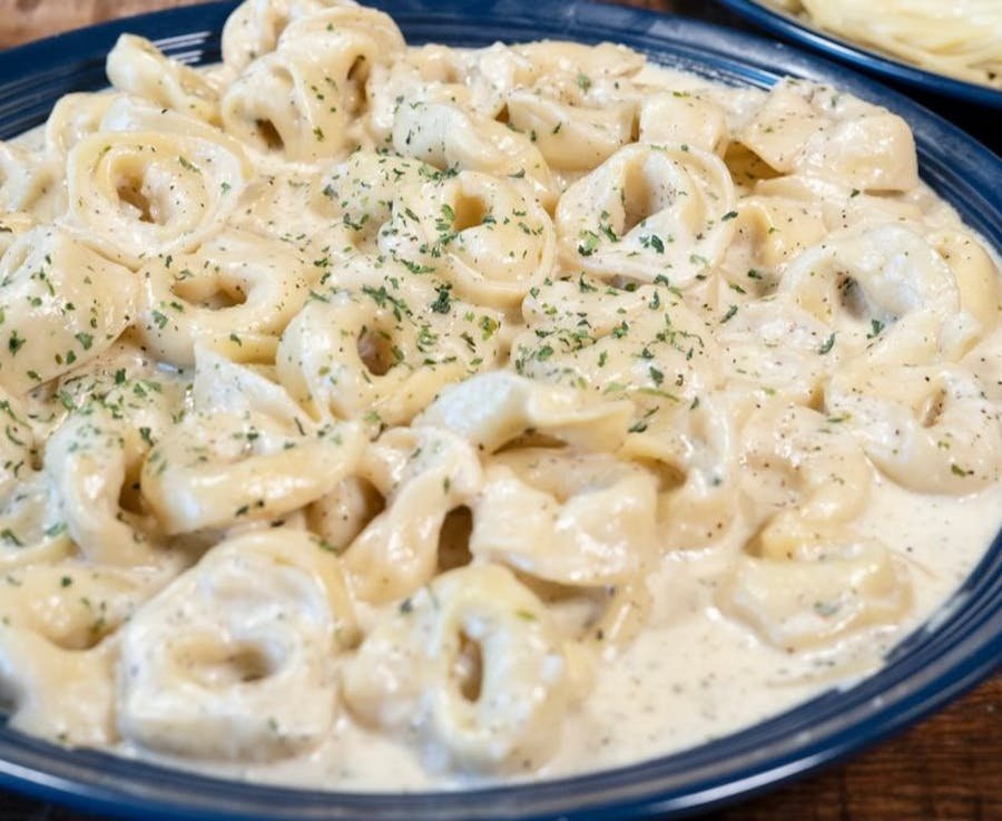 Tortellini Alfredo